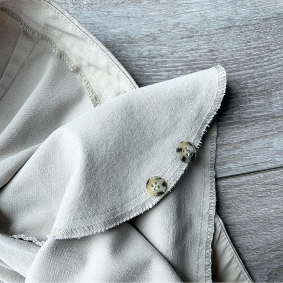 TILLEY ENDURABLES Beige Straigjt  Leg Cropped Outdoor Pants - Picture 11 of 13